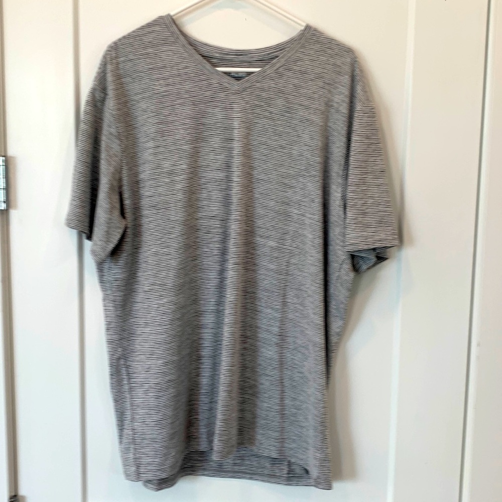 01.ALGO Mens Performance V-Neck T-Shirt Grey Striped Quick Dry UV SPF 40 XL
